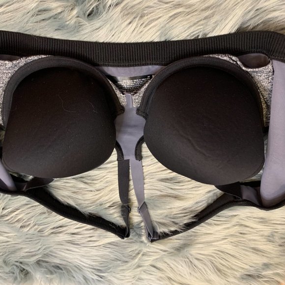 NWOT Victoria’s‎ Secret Knockout Sport Bra, 34C - Picture 7 of 11